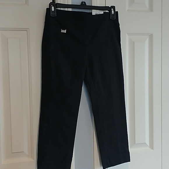 Alfani Pants - Alfani Ebony Black Capri Stretch Pants sz 0P